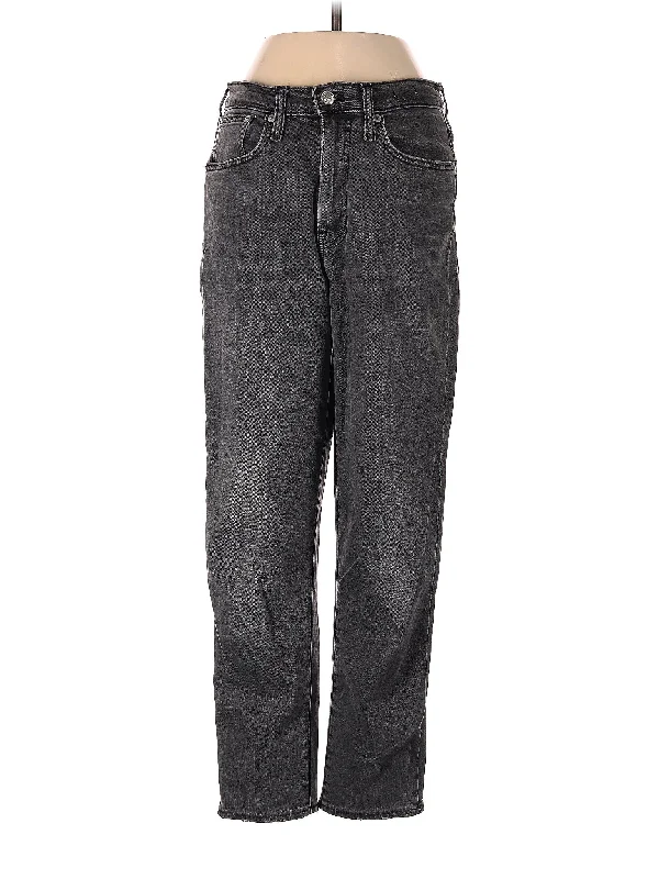 High-Rise Straight-leg Jeans in Dark Wash