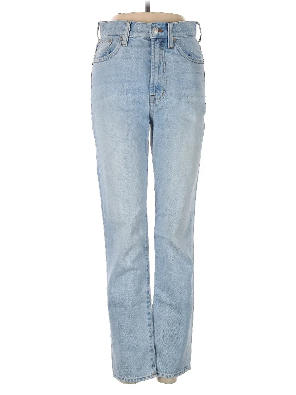 High-Rise Straight-leg Jeans in Light Wash