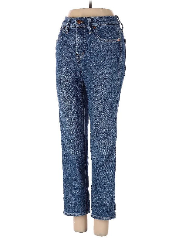 High-Rise Straight-leg Jeans in Medium Wash