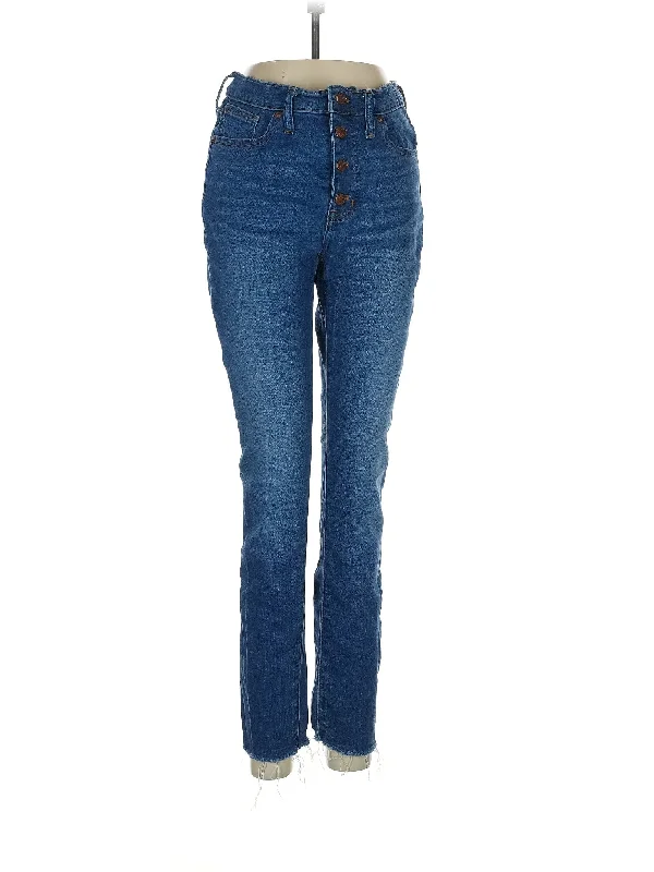 High-Rise Straight-leg Jeans in Medium Wash