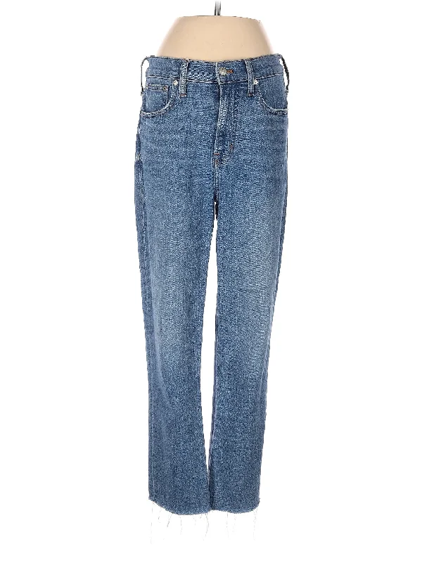 High-Rise Straight-leg Jeans in Medium Wash