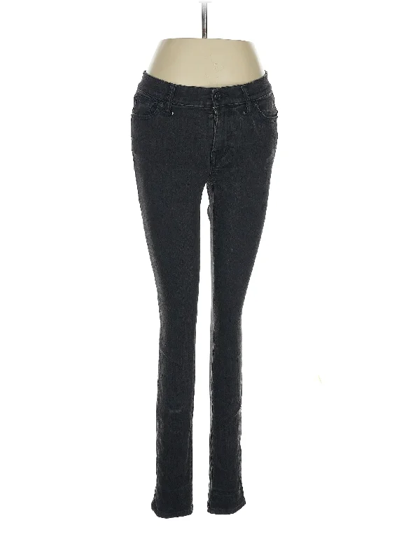 Low-Rise Skinny Jeans in Dark Wash