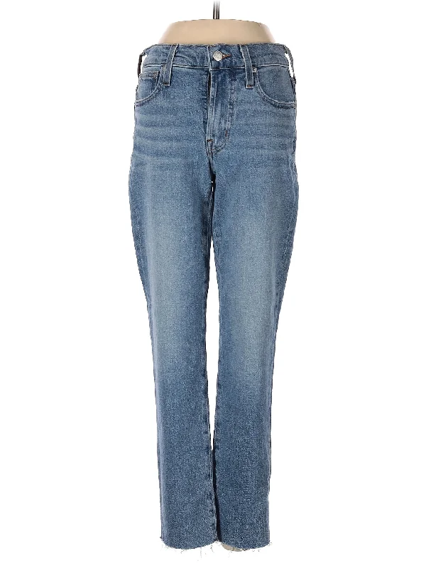 Low-Rise Straight-leg Jeans in Medium Wash