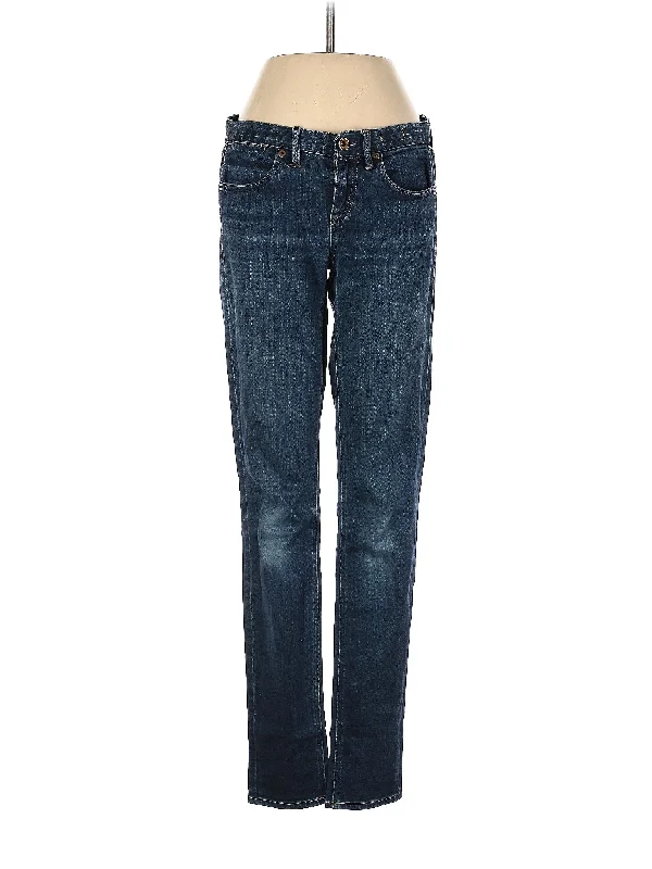 Mid-Rise Skinny Jeans in Dark Wash