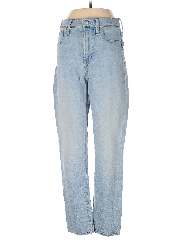 Mid-Rise Straight-leg Jeans in Light Wash