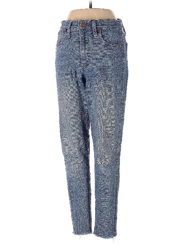 Mid-Rise Straight-leg Jeans in Light Wash